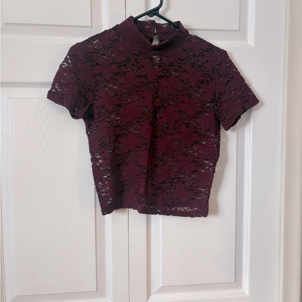 Women’s Forever 21 high neck lace blouse size Medium